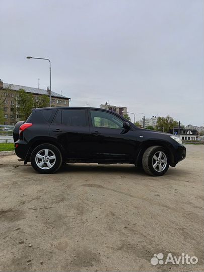Toyota RAV4 2.0 AT, 2006, 252 000 км