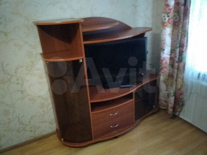 1-к. квартира, 30 м², 1/5 эт.