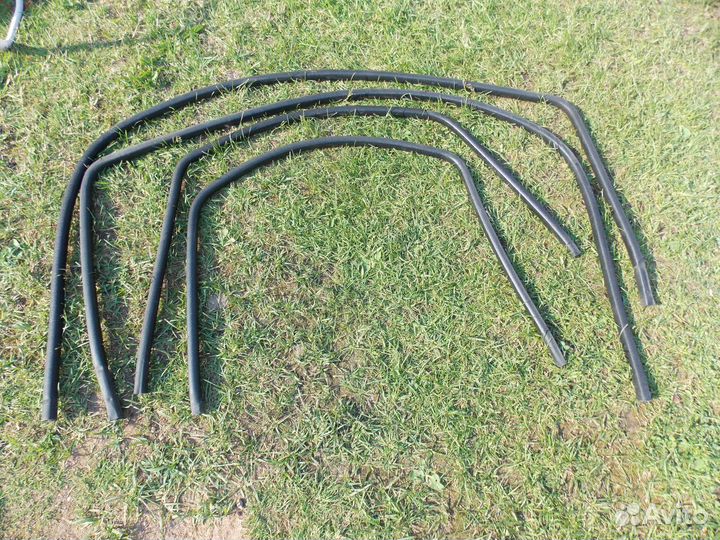 Уплотнители проёма двери Mitsubishi Space Star