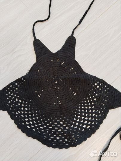 Вязанный топ с завязками