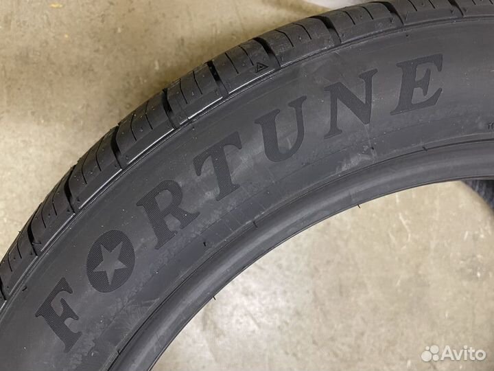 Fortune FSR702 245/45 R18 100Y