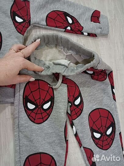 Костюм на мальчика Marvel Zara