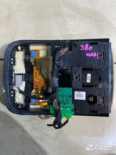 Плафон подсветки салона Volvo S80 седан B6324S