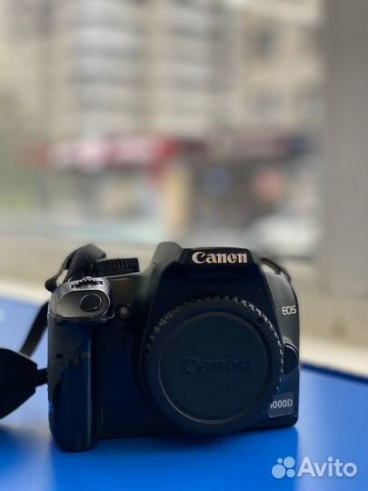 Фотоаппарат Canon EOS 1000D (144571)