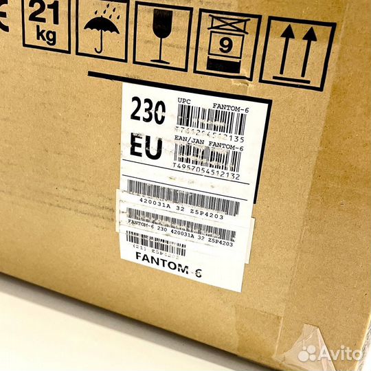 Синтезатор Roland Fantom-6