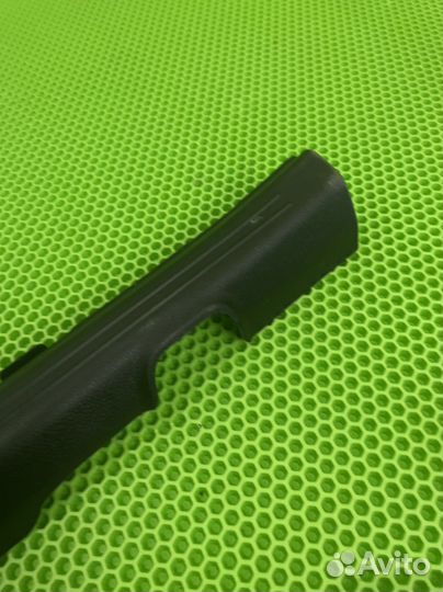 Накладка на порог передняя правая Kia K5