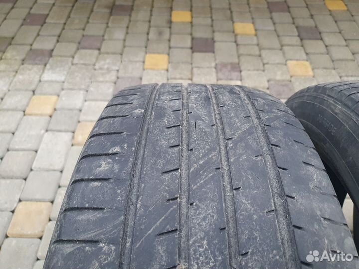 225/55R19 toyo proxes