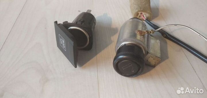 Прикуриватель, розетка зарядки