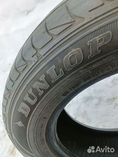 Dunlop SP Sport LM704 215/60 R16
