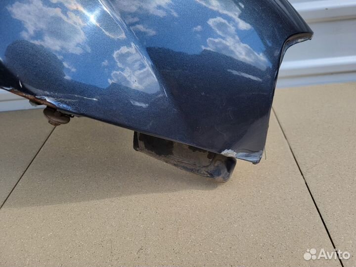 Крыло переднее правое Renault Logan