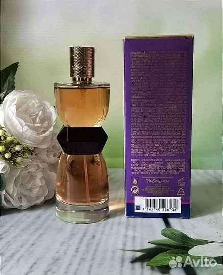 Manifesto Yves Saint Laurent