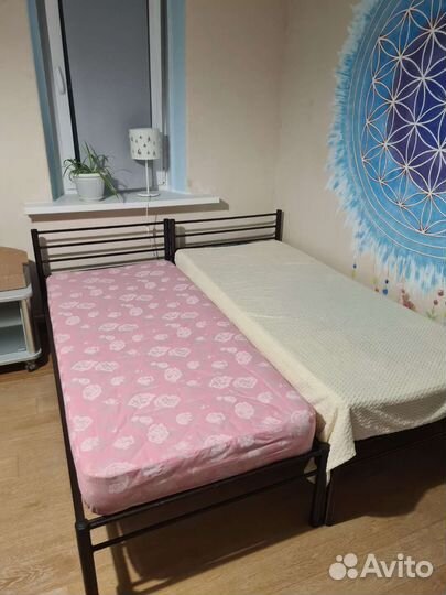 Кровать