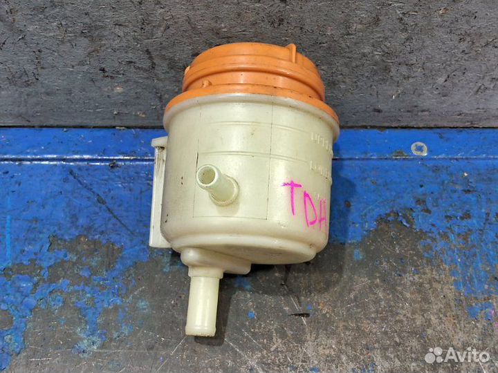 Бачок гура Suzuki Grand Vitara 3 TD 2.4 AT