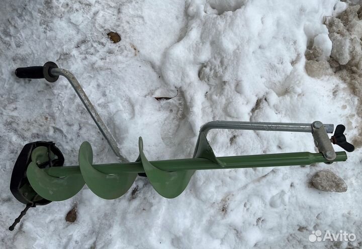 Ледобур для зимней рыбалки