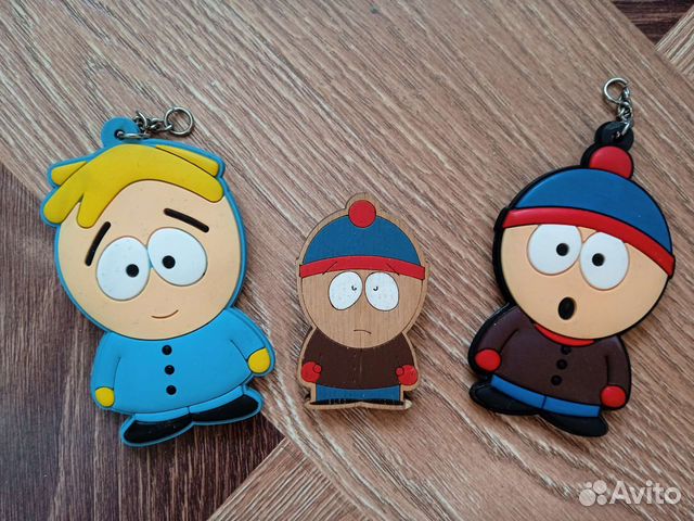 Брелки и значок Южный Парк. Стэн и Баттерс