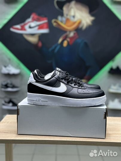 Кроссовки Nike