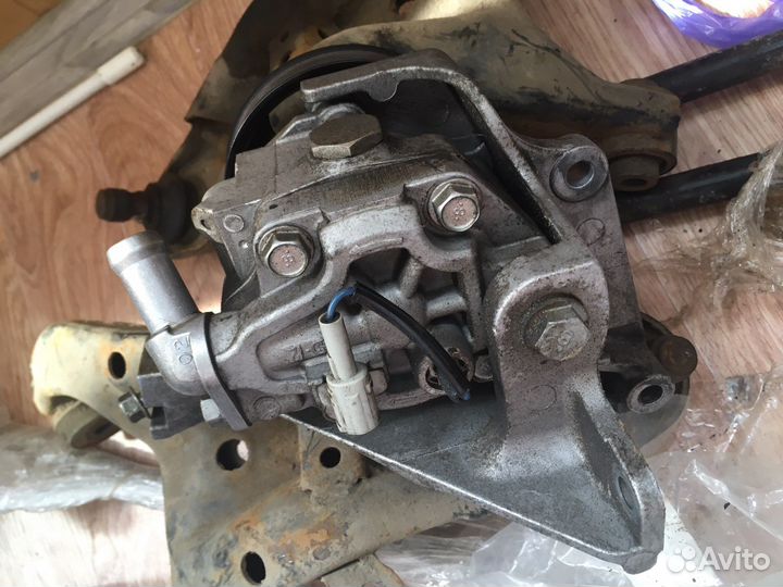 Насос гур Subaru legacy b14 2009-2014