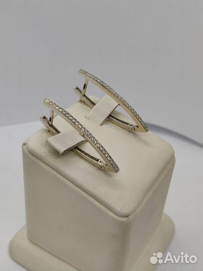 Золотые серьги С камнями 585 (мар)