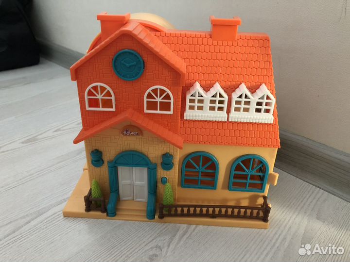 Игрушка Домик для маленьких игрушек