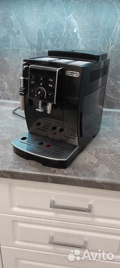 Кофемашина delonghi