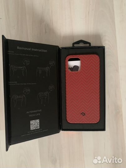 Чехол на iPhone 12