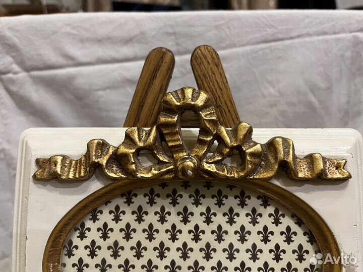 Фоторамка с мольбертом