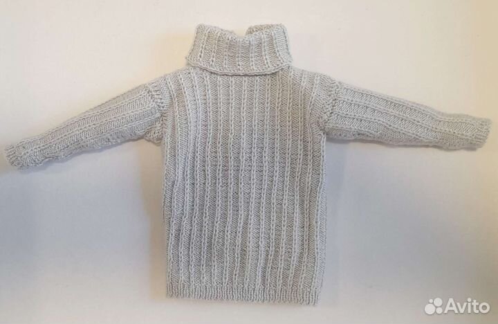 Свитер на Поппи, Барби