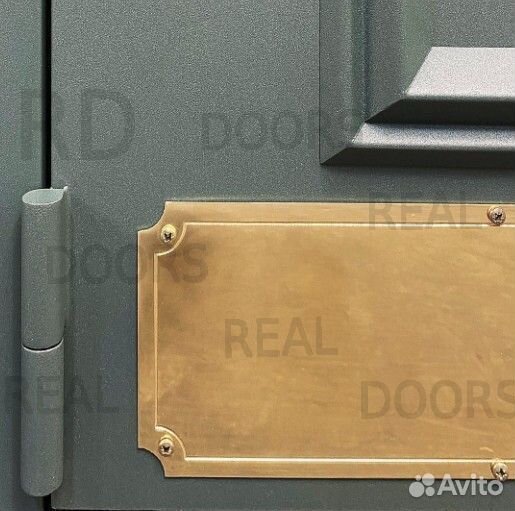 Металлическая входная дверь для улицы