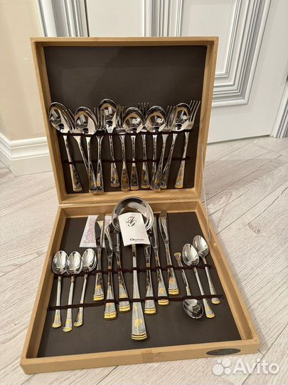 Набор столовых приборов Gemini Gold Flower