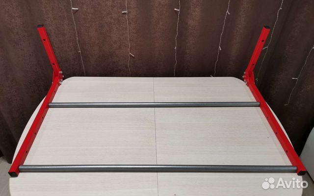 Кронштейн для хранения автомобильных колёс на стен