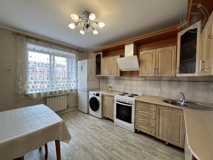 2-к. квартира, 64 м², 5/5 эт.