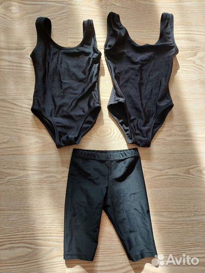 Гимнастические купальники и лосины