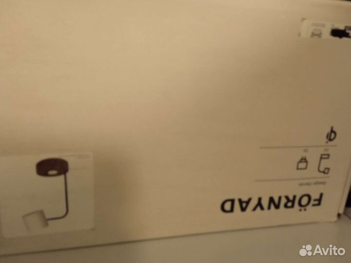 Рабочая лампа с беспроводной зарядкой телефона