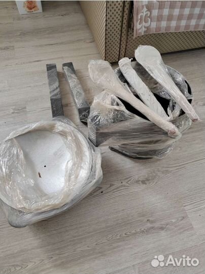 Казан чугунный 12 литров с печкой 3мм с трубой