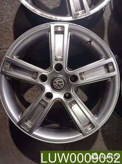 Диски R18 Volkswagen Touareg Б/у Литые