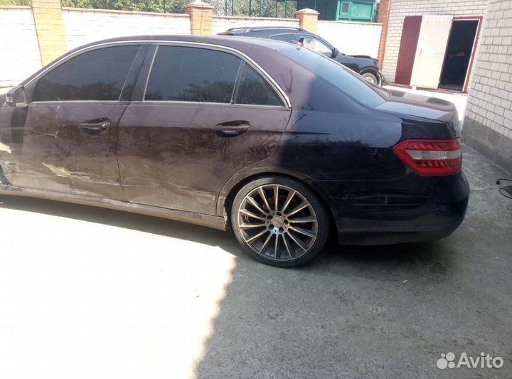 Бампер задний мерседес w212 e212 до рест