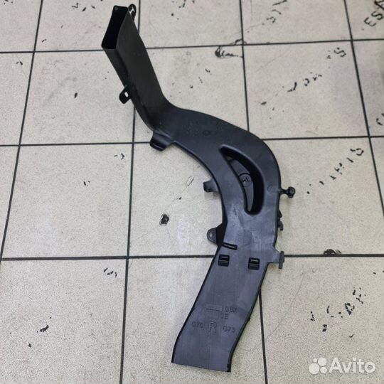 Воздуховод обогрева салона задний правый Bmw 5