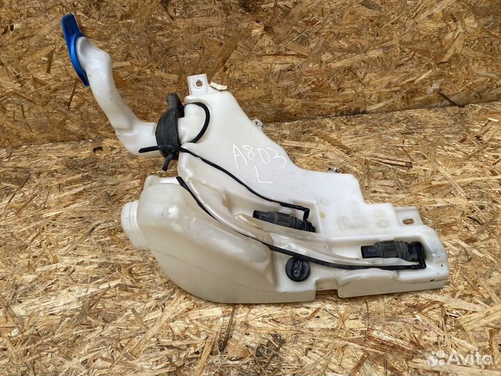 Бачок омывателя стекла Audi A8 d3