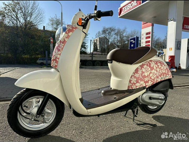 Мопед Скутер Honda crea scoopyaf 55