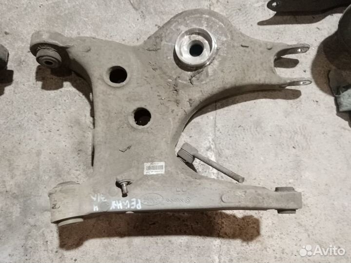 Рычаг задний нижний на Рейнж Ровер IV 2016г