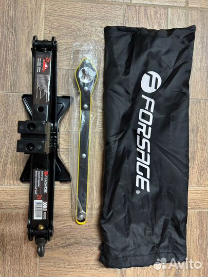 Докатка bmw x3 плюс набор домкрат и ключ