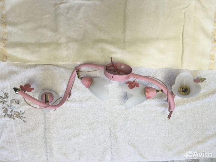 Продаю люстру