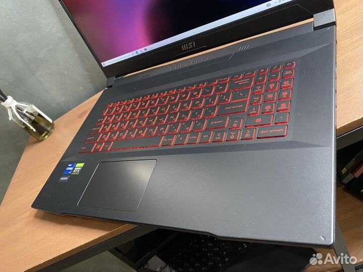 MSI Katana 17,3