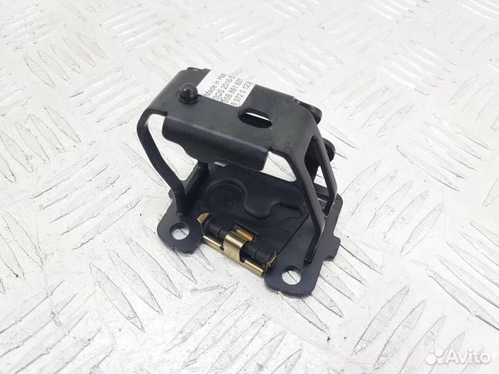 95B861687B Кронштейн Porsche Macan