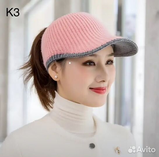 Женская вязаная бейсболка