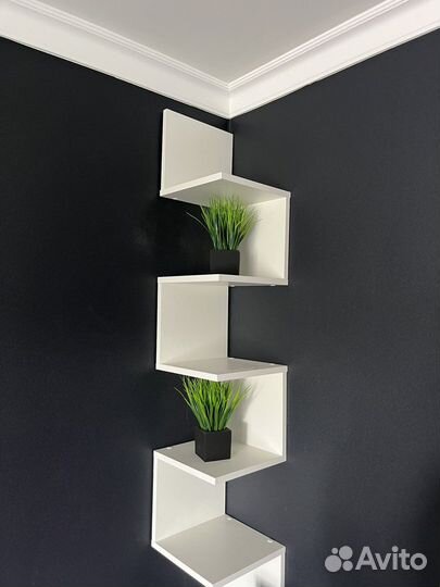 Полка настенная угловая