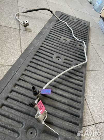 Трубка кондиционера Volkswagen Transporter T5