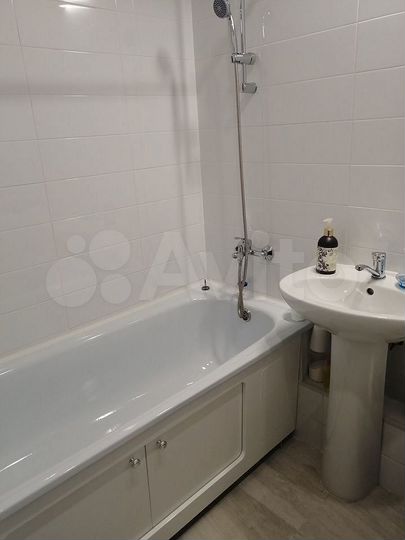 Комната 18 м² в 2-к., 5/33 эт.