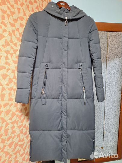 Пуховик женский длинный