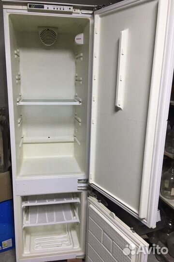 Встраиваемый Холодильник bosch бу